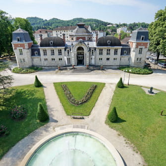Visiter Lons-le-Saunier et ses thermes dans le Jura