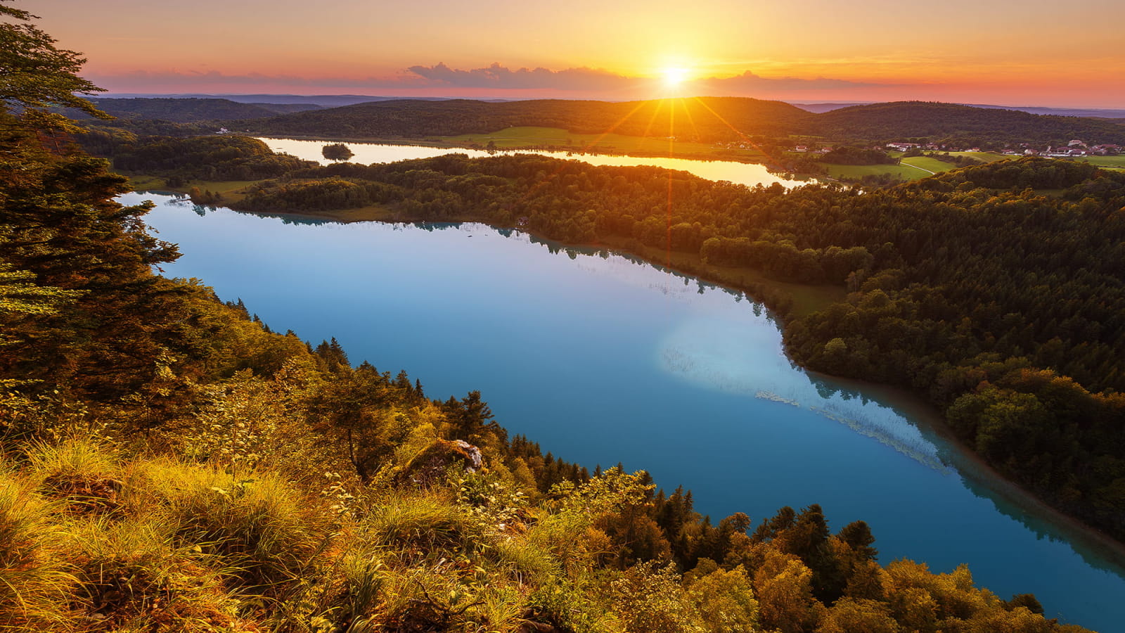 Coucher de soleil sur le belvédère des 4 lacs