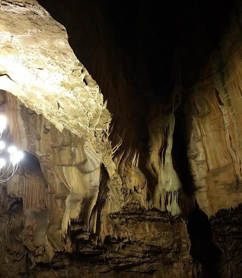 Grotte de Baume-les-Messieurs