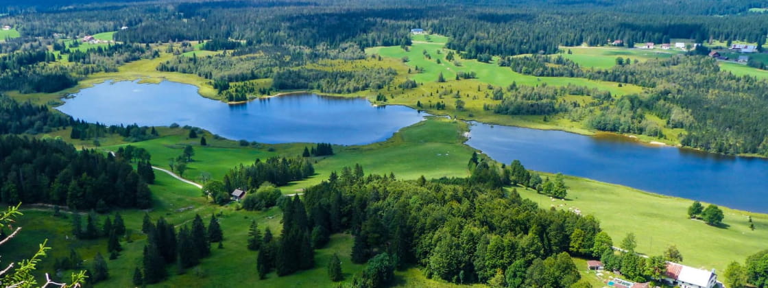 Belvédère sur le Lac de Bellefontaine et lac des Mortes