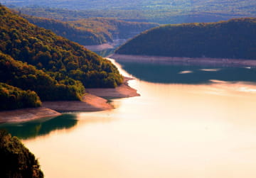 Panorama sur le lac de Vouglans