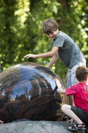 Sphère Gallilée au Parc du Pré la Rose à Montbéliard