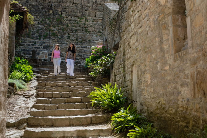 Promenade au fil des ruelles de Baume-Les-Messieurs