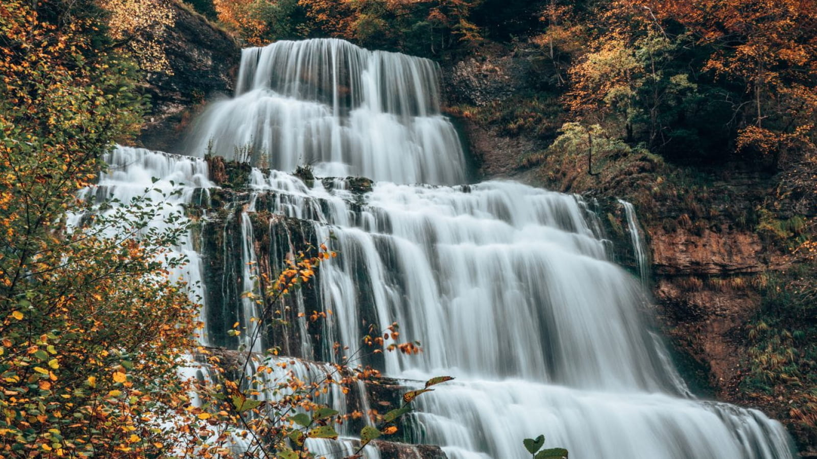 Cascade du Hérisson en automne