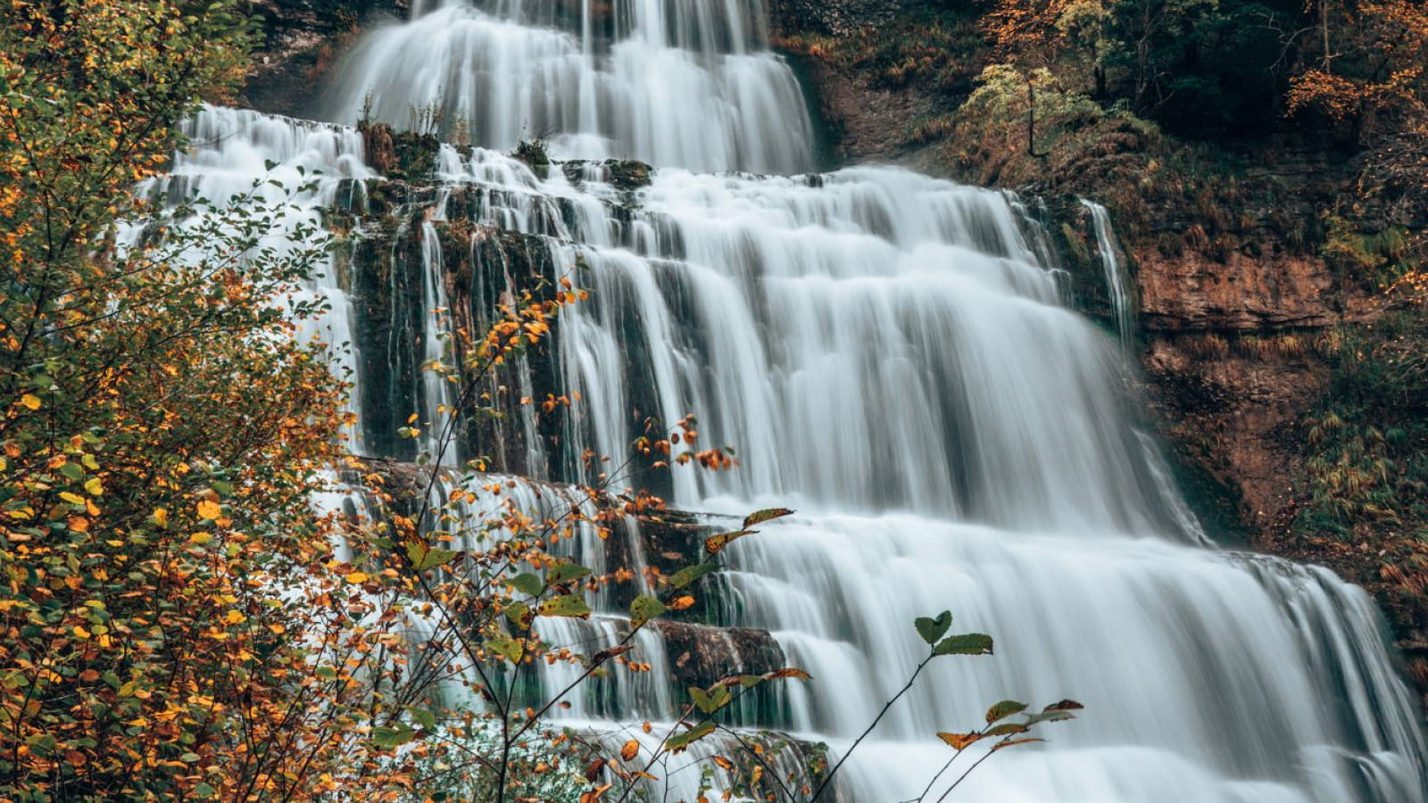 Cascade du Hérisson en automne