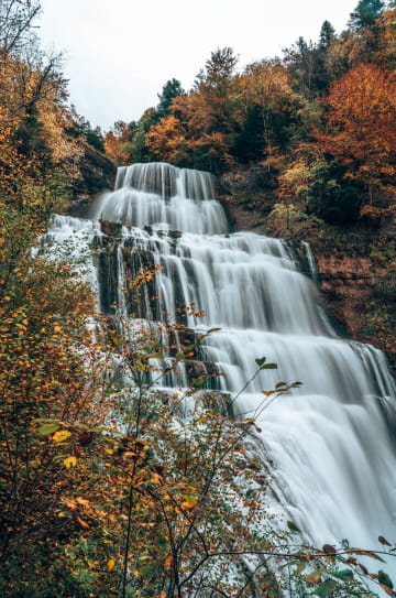Cascade du Hérisson en automne