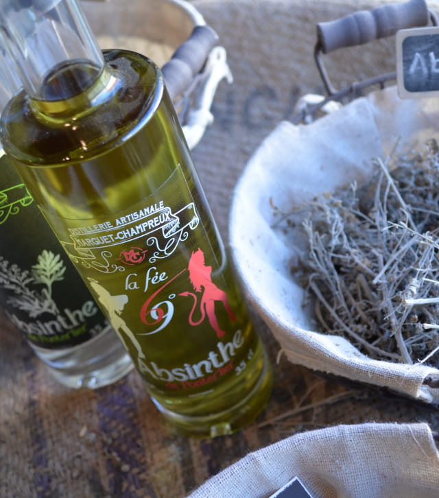 Bouteille d'Absinthe de la distillerie Marguet-Champreux