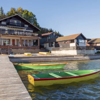 Port-titi et le lac Saint-Point à l'automne