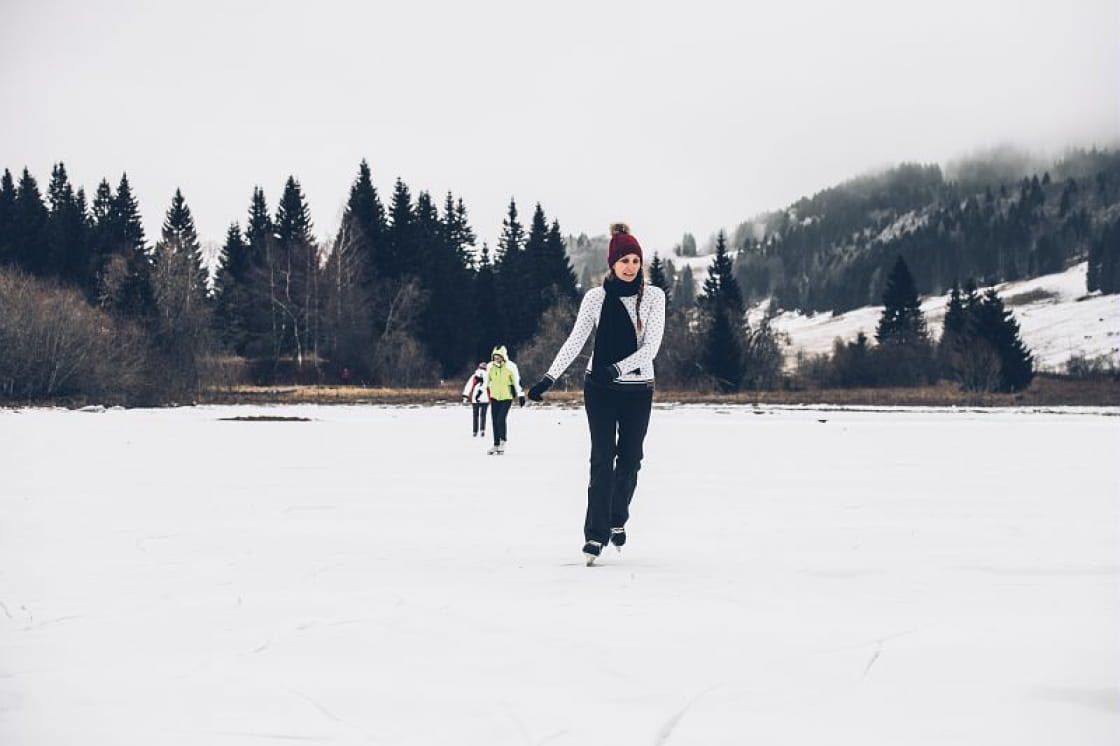 Patinage sur le lac de Lamoura