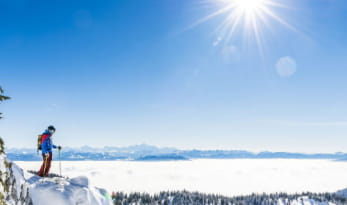 La station offre des panoramas variés ondulant entre France et Suisse