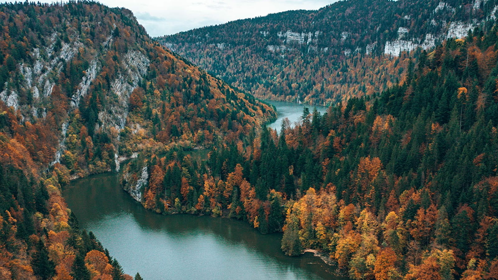 Week-end d'automne autour du Saut du Doubs | Montagnes du Jura