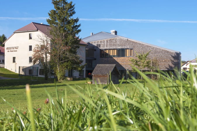 La maison du Parc du Haut-Jura vue de l'exterieur
