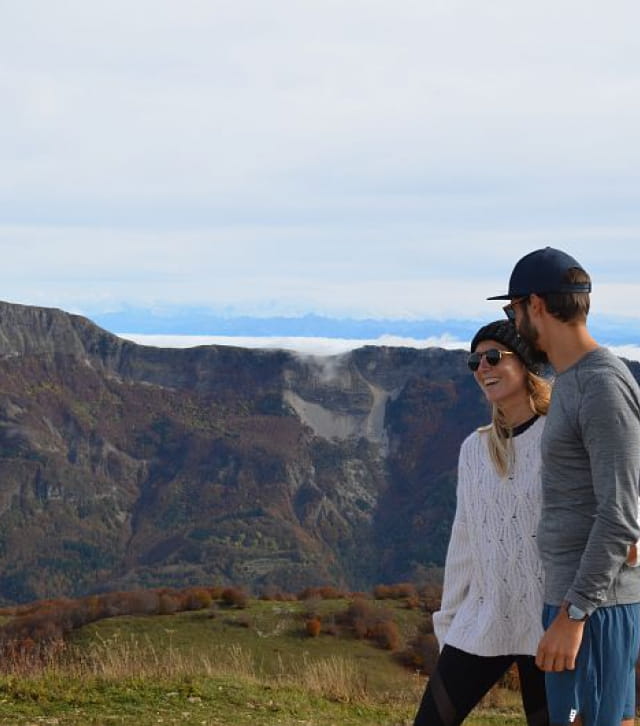 Couple au sommet du Crêt de Chalam