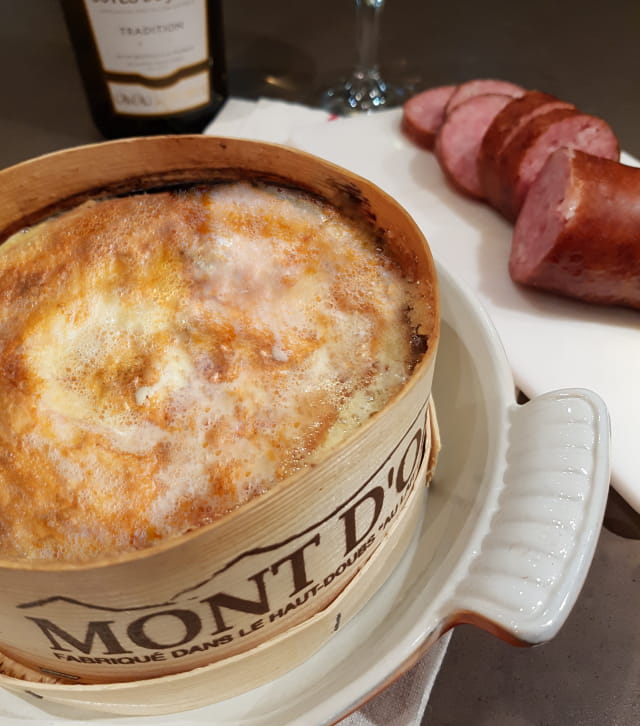 Le Mont d'or et les saucisses de Morteau