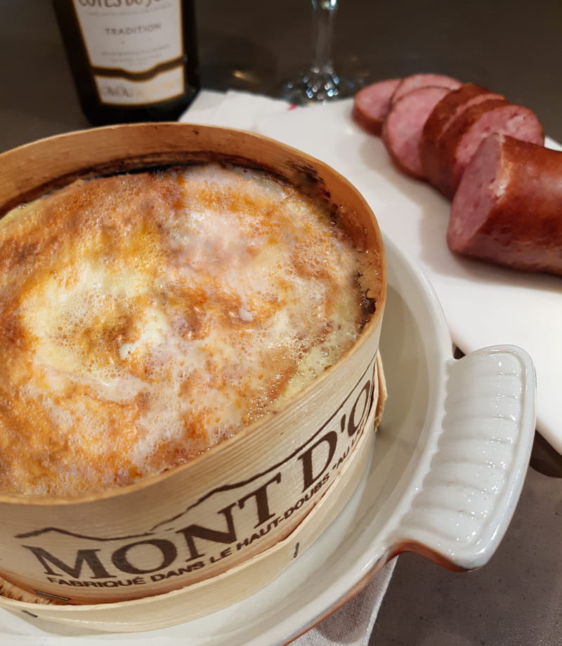 Le Mont d'or et les saucisses de Morteau
