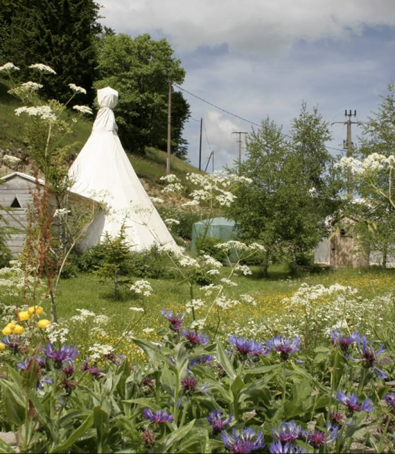 tipi-berbois-pesse-jura