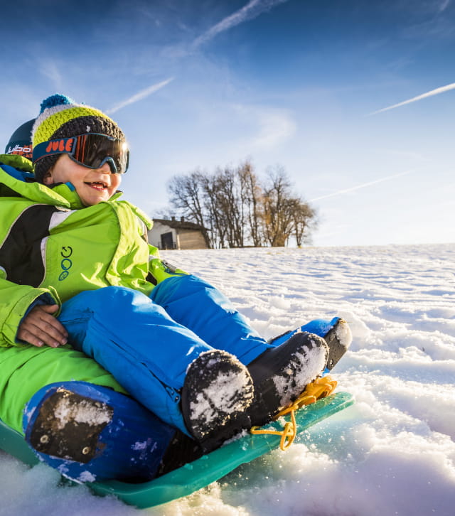 Luge hiver dans les Montagnes du Jura