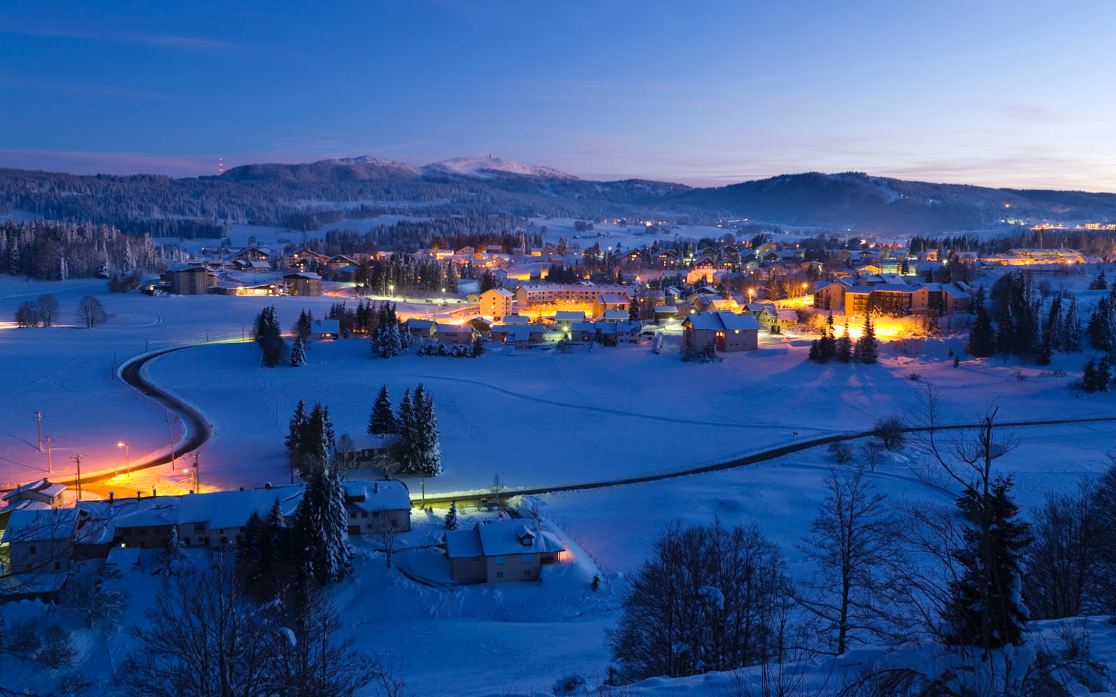 Station Les Rousses : ski en famille au cœur des Montagnes du Jura ...