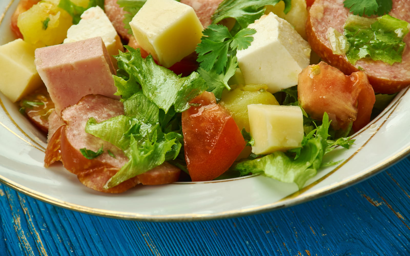 Salade Comtoise : Alliage de saveurs | Montagnes du Jura