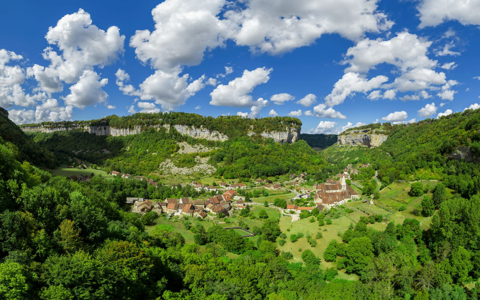 Village de Baume-les-Messieurs