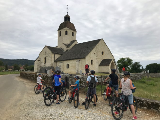 Vélo à assistance électrique à Saint-Hymetière