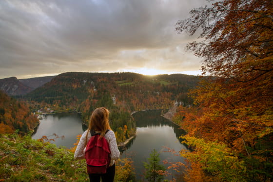 Vue depuis le Belvédère du Saut du Doubs en automne
