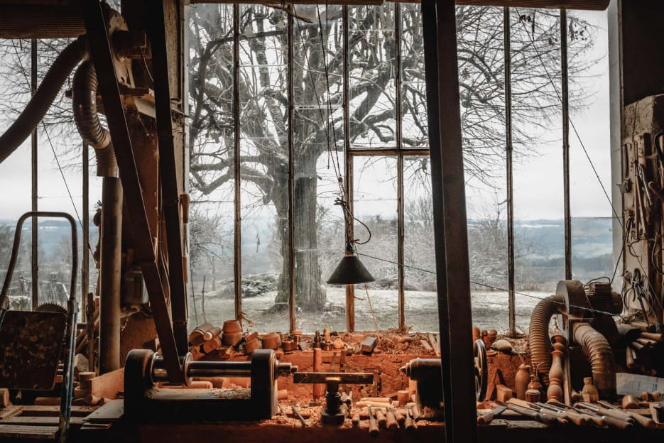 Atelier autour du bois dans le Jura