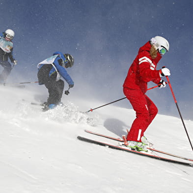 Cours de ski alpin et club Piou-Piou avec l'ESF aux Plans d'Hotonnes