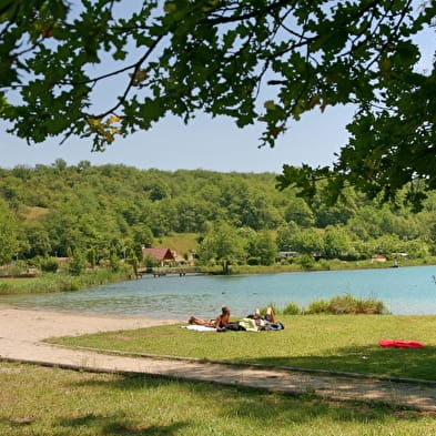 Baignade au lac de Virieu-le-Grand