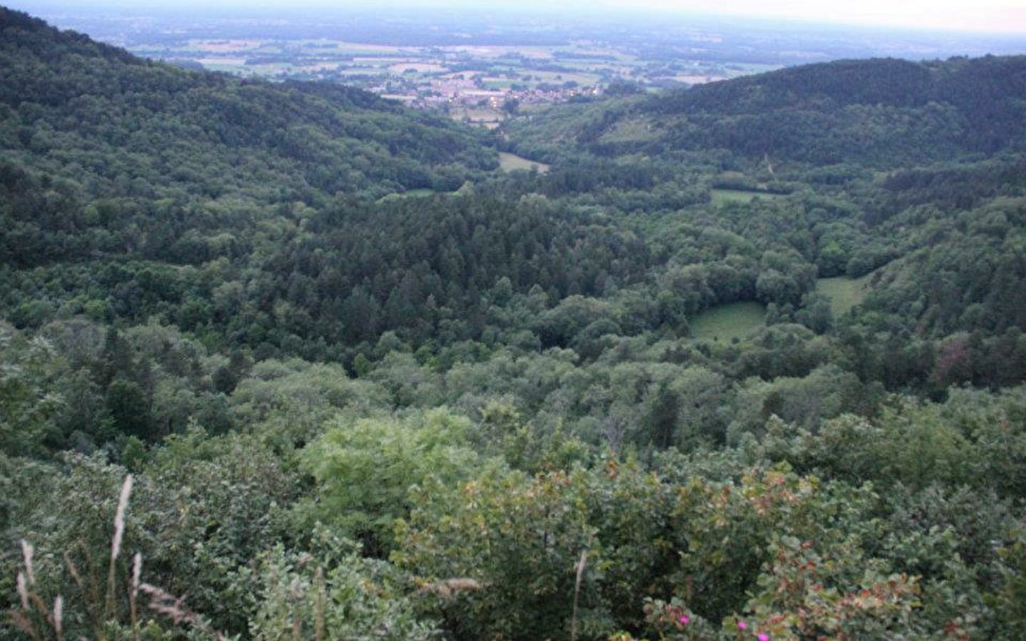 Grotte et crête de la Cabatane