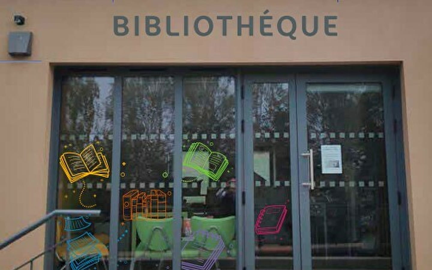 Bibliothèque Bernard Clavel