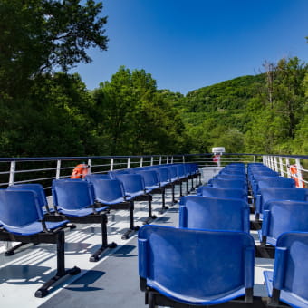 Croisières au départ de Lavours avec Bateaucanal - LAVOURS