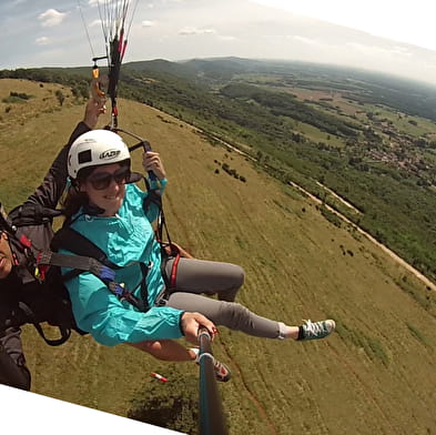 Baptêmes de vol en parapente / Site du Mont-Myon