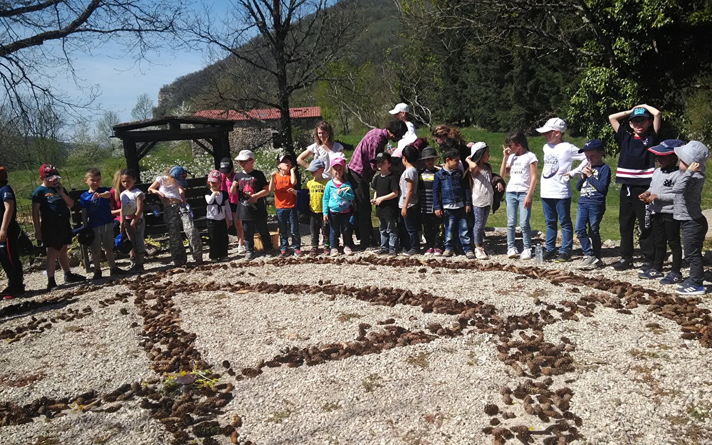 Ateliers enfants à la Roseraie du Lion d'Or