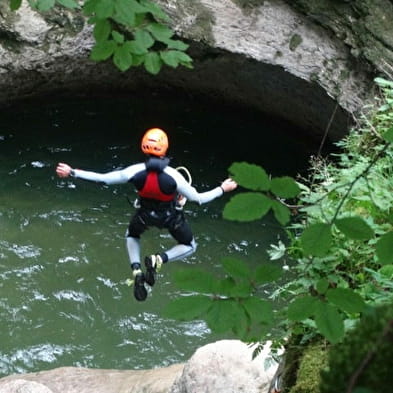 Canyoning avec Rev'asion