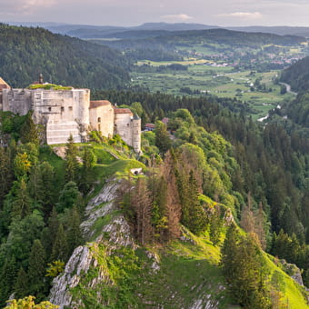 Château de Joux - LA CLUSE-ET-MIJOUX