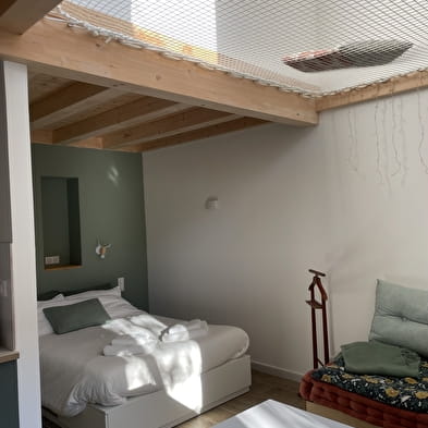 Gîte Cerf cerf ouvre moi