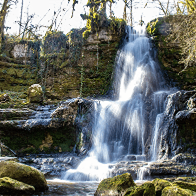 Cascade tufière de la Combe