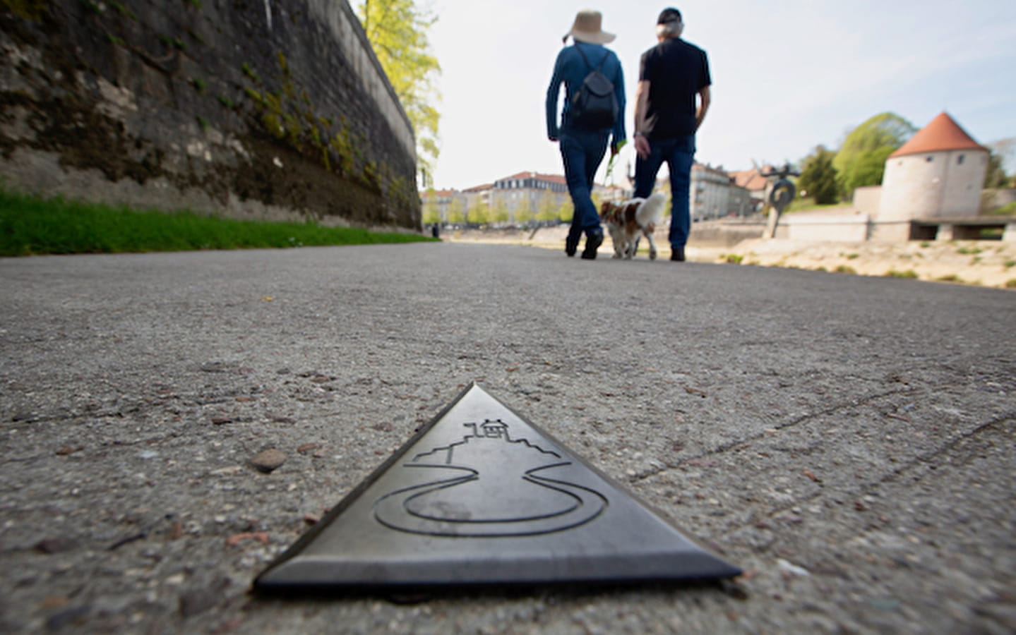 Balade urbaine, rives et remparts du Doubs