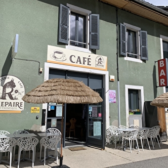 Café Au Repaire - CHEZERY-FORENS