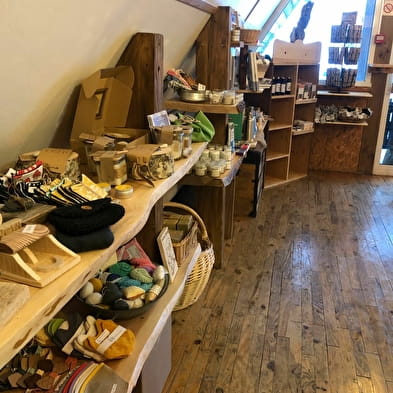 Ain's Temps Loisirs : boutique et petite restauration aux Plans d'Hotonnes