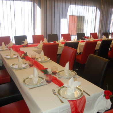 Au Zest Urban Restaurant