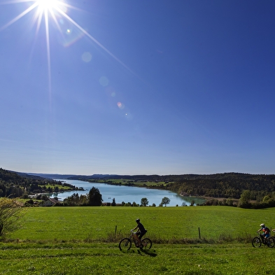Tour du Lac Saint-Point