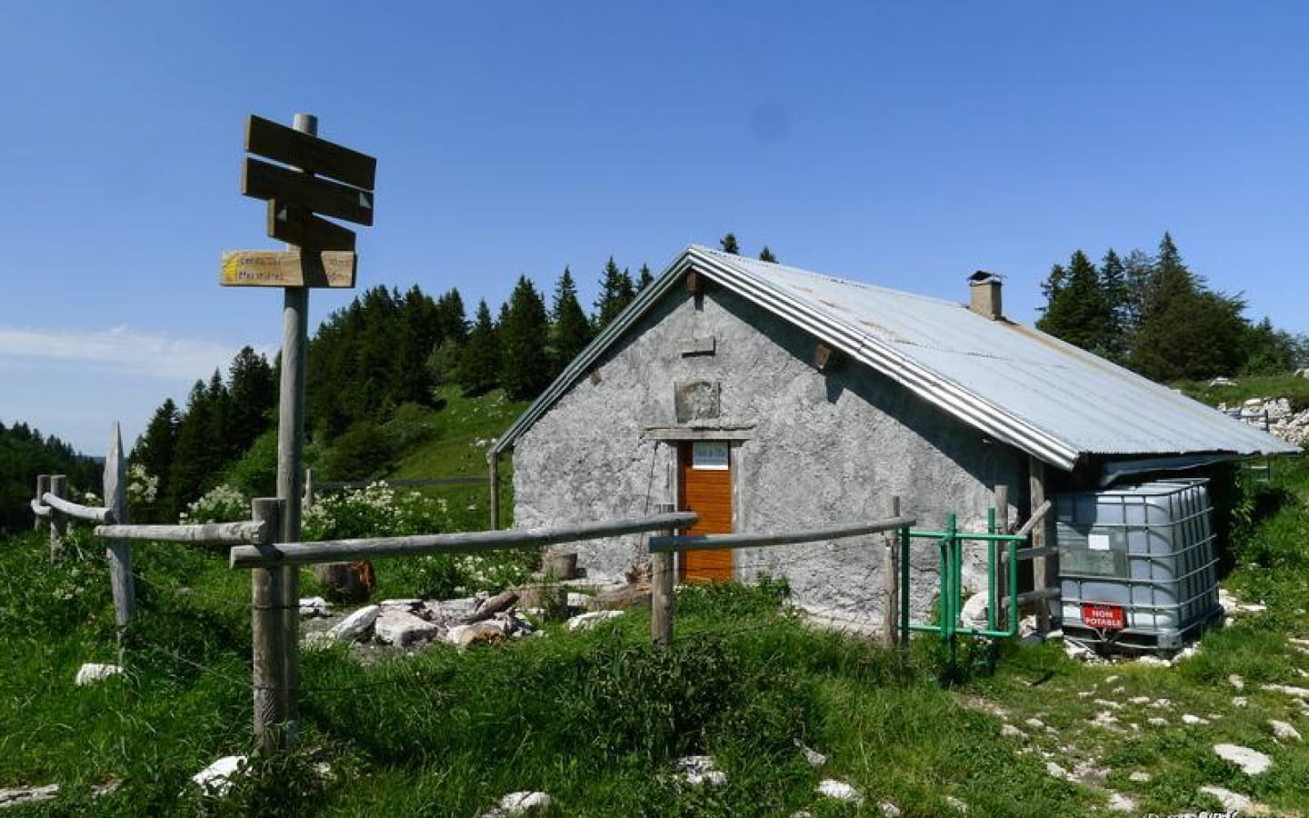 Chalet du Sac (refuge sommaire)
