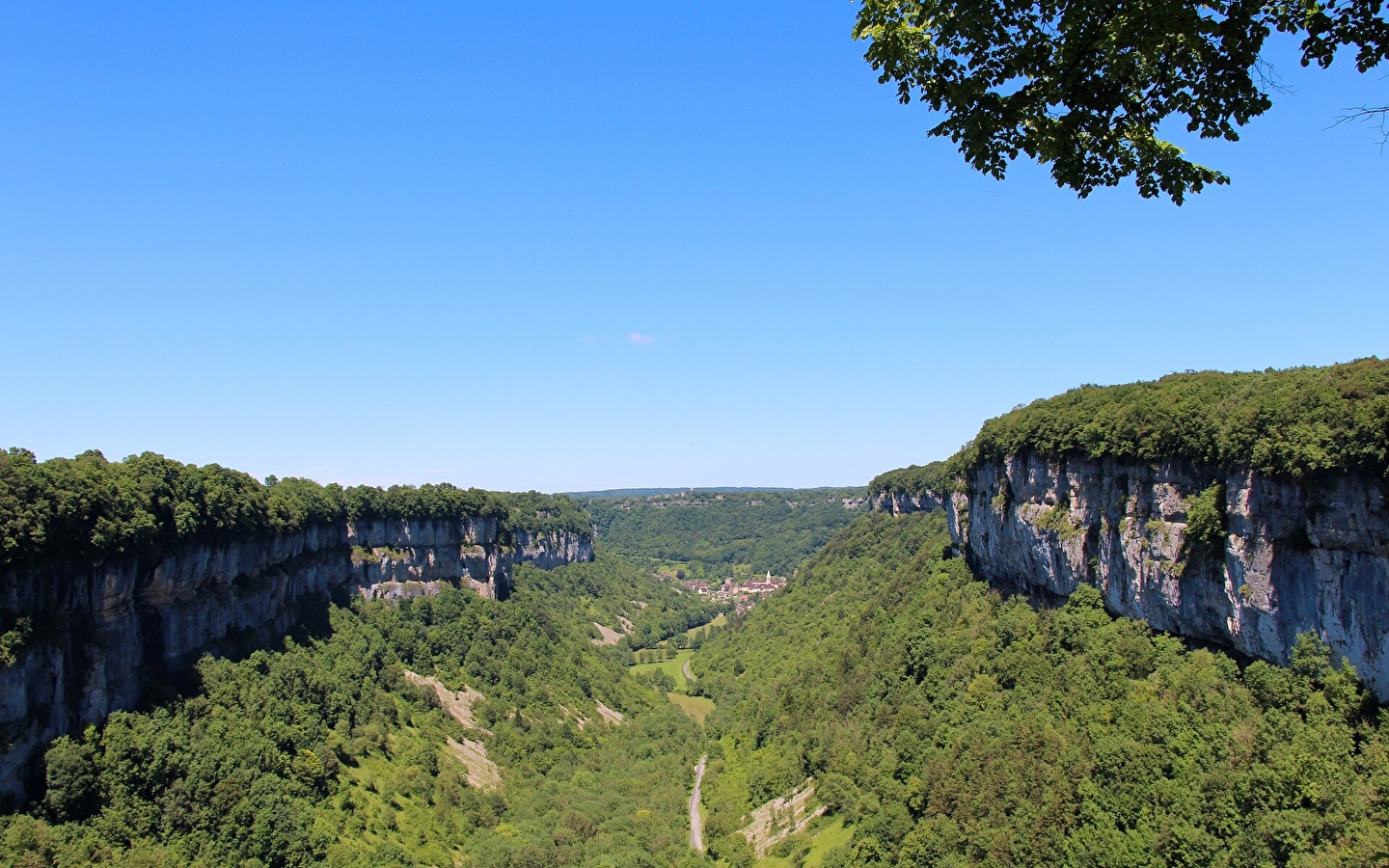 Au Bord de la Reculée - 13R