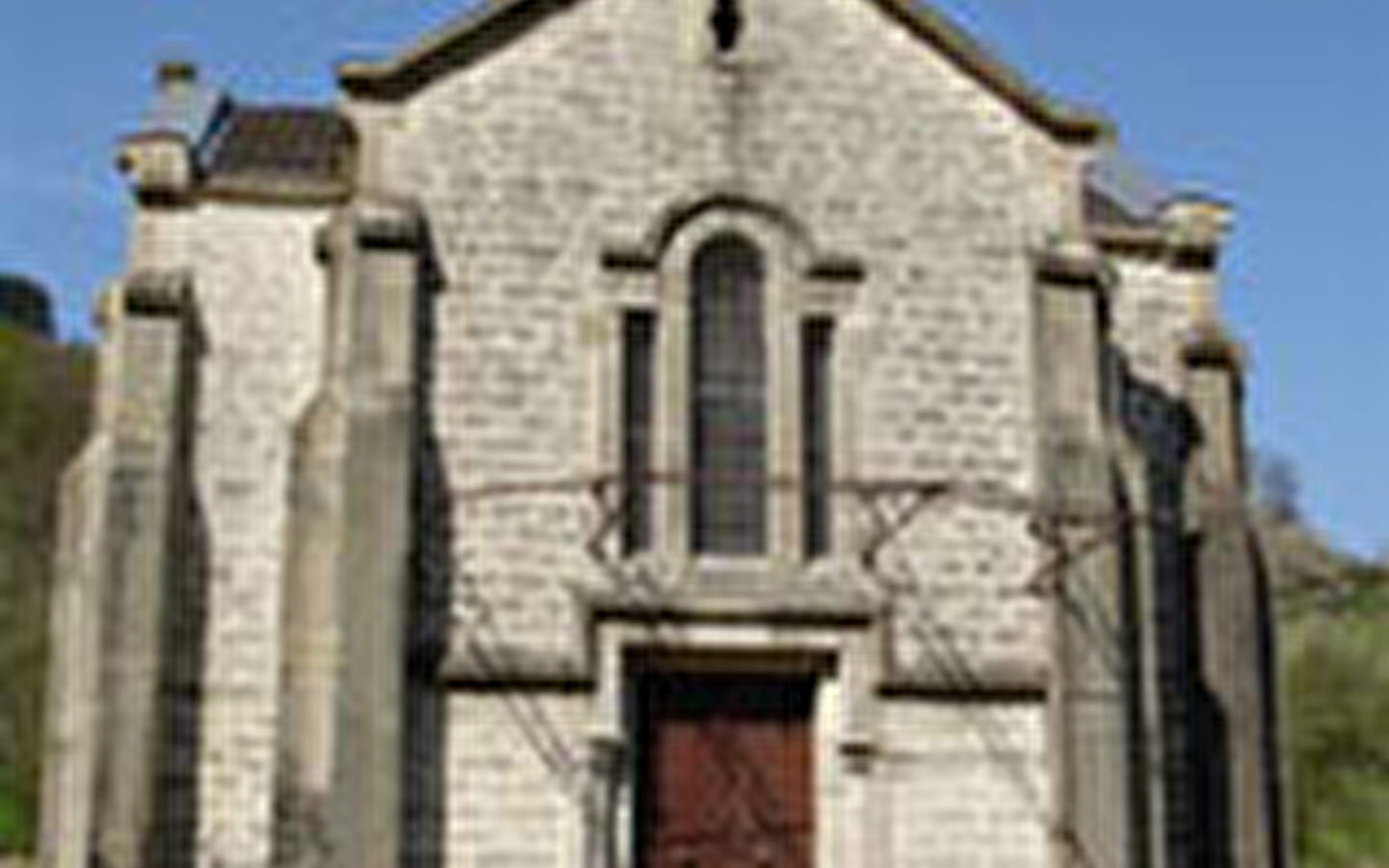 Eglises et chapelles au Pays du Cerdon et Rives de l'Ain