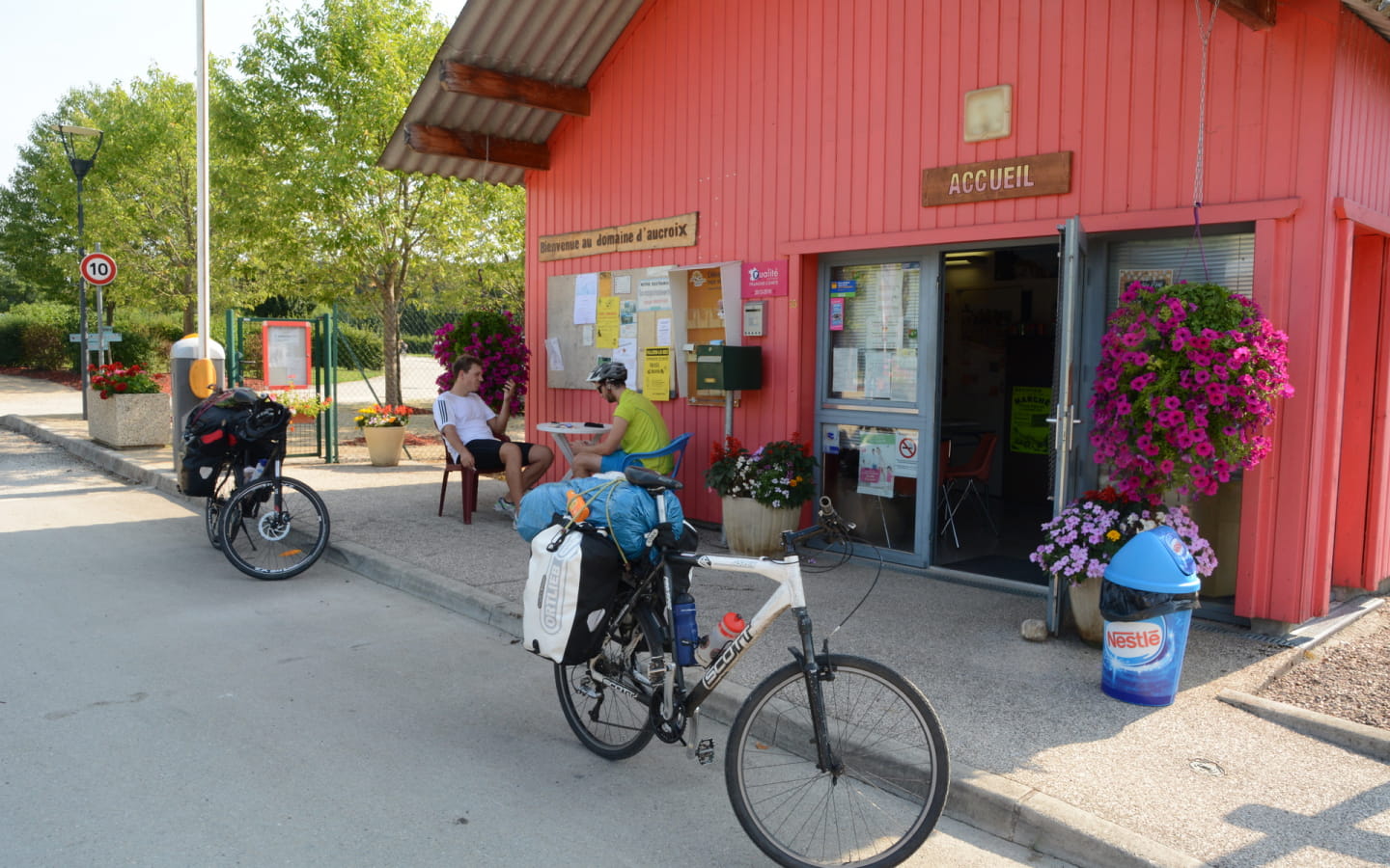 Camping - Complexe touristique du Domaine d'Aucroix