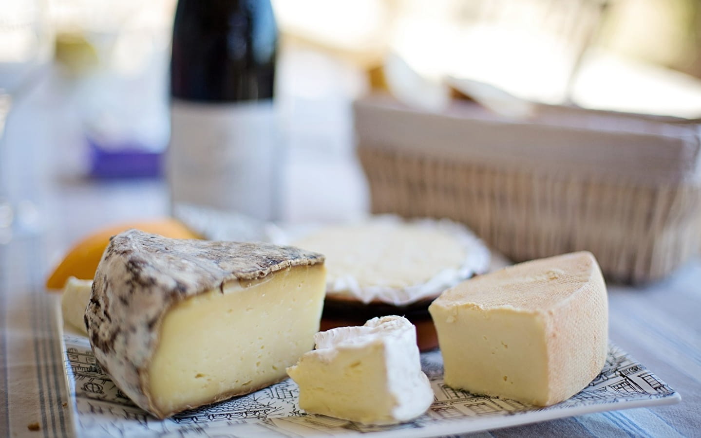 Boutique à la fromagerie de Simandre-sur-Suran