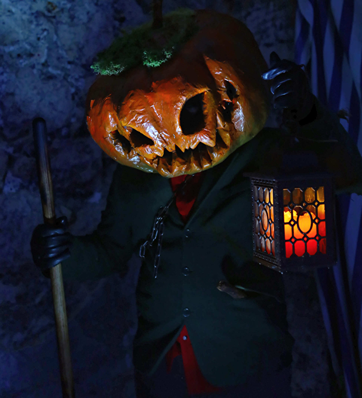Halloween au Fort l'Écluse troisième session. Complète Montagnes du