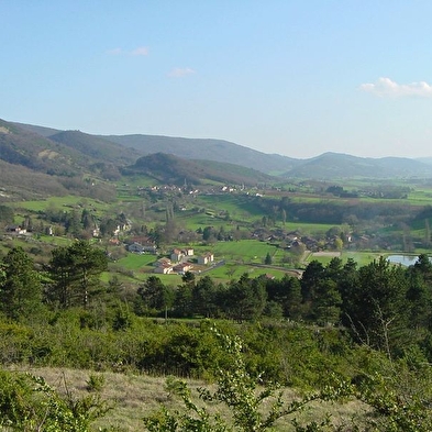 Sentier Mémoire de Pierre et belvédère de la carrière